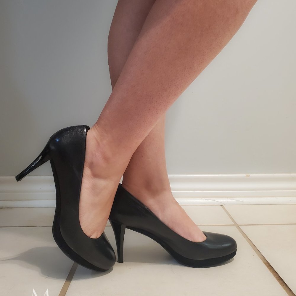 Nine West Platform Pumps Sz. 7 M